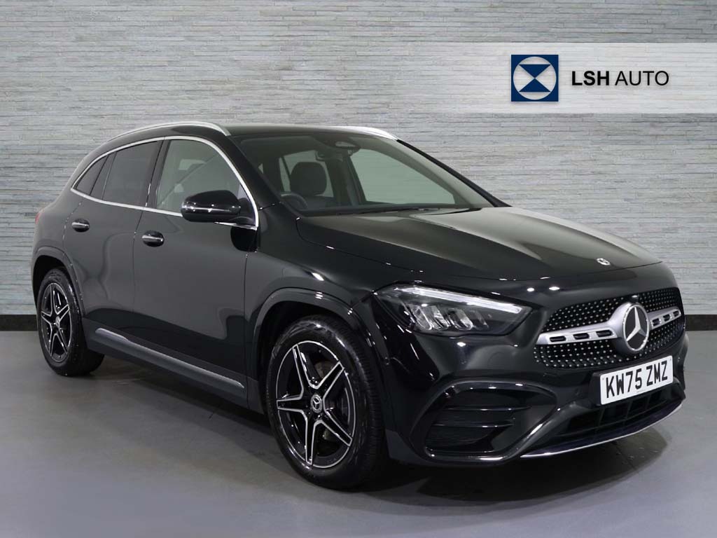 Mercedes-Benz GLA Class Gla 220D 4Matic Amg Line Executive Black