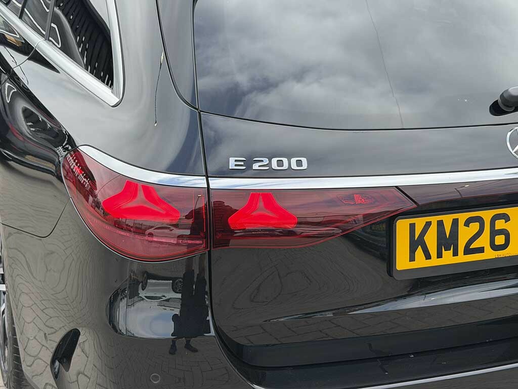 Mercedes-Benz E Class Mercedes-benz E Class Estate E220d Exclusiv Black #8