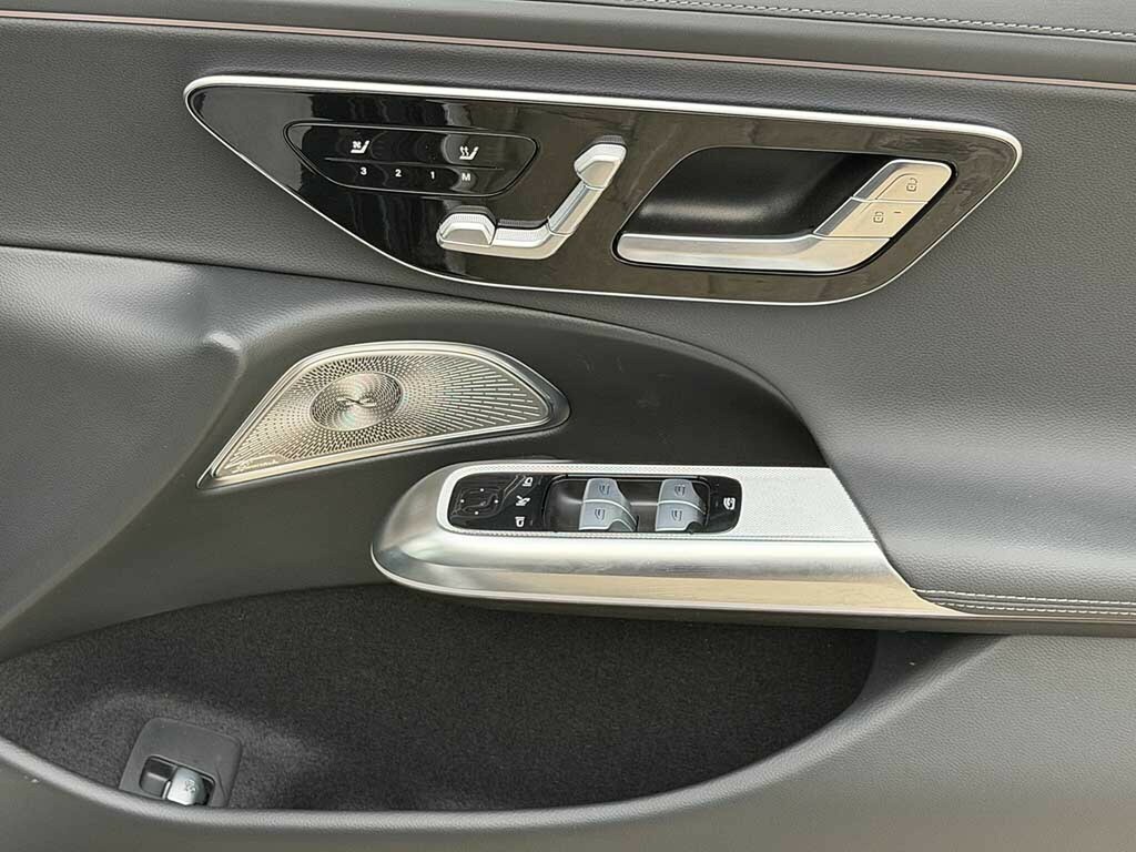 Mercedes-Benz E Class Mercedes-benz E Class Estate E220d Exclusiv Black #36