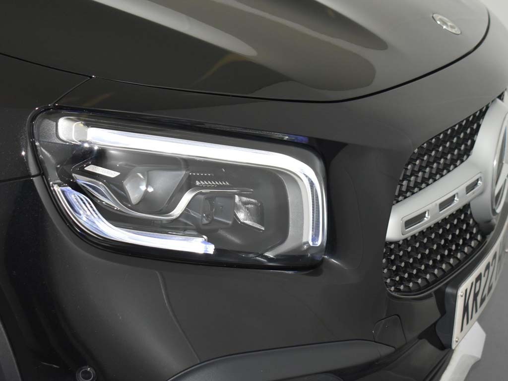 Mercedes-Benz GLB Class Glb 220D 4Matic Amg Line Premium Plus 8G-troni Black #6