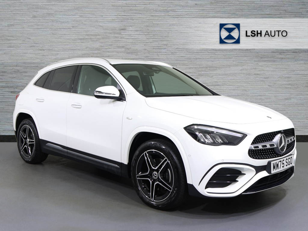 Mercedes-Benz GLA Class Gla 250E Amg Line Executive White