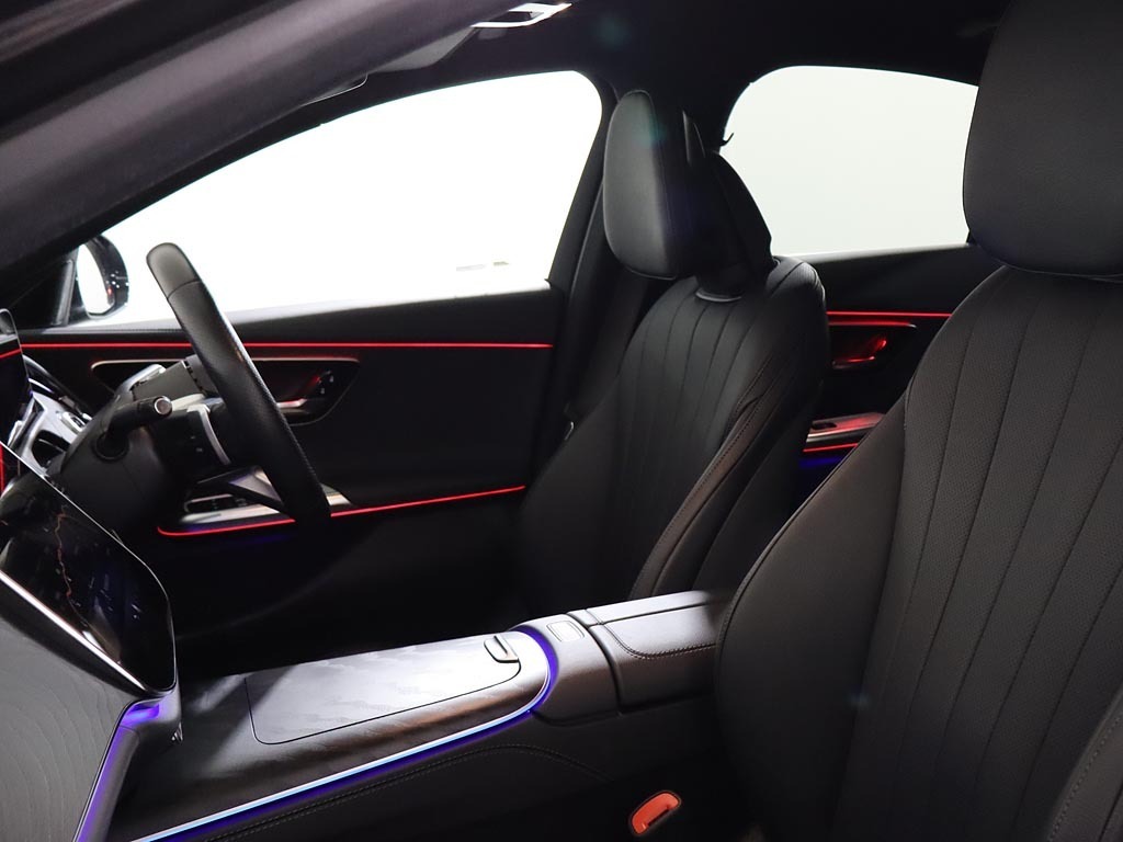 Mercedes-Benz E Class E300e Amg Line Premium Plus 9G-tronic Black #17