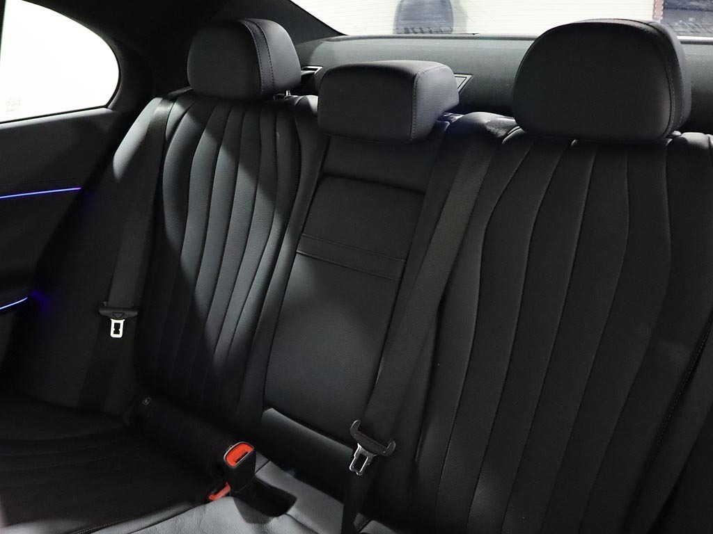 Mercedes-Benz E Class E300e Amg Line Premium Plus 9G-tronic Black #16