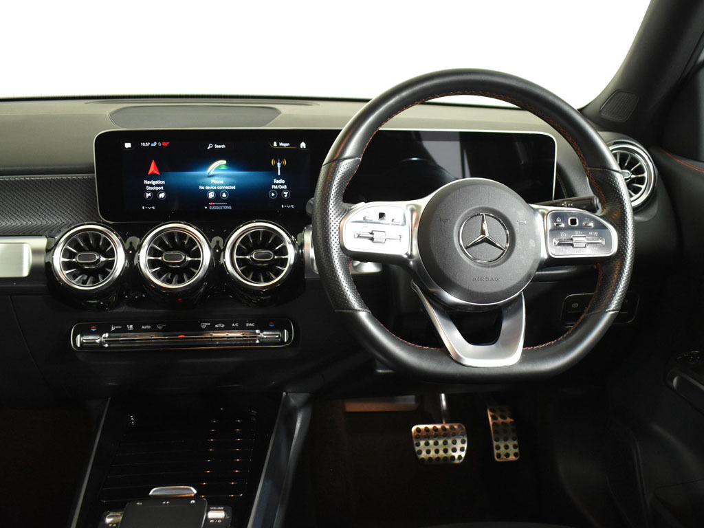 Mercedes-Benz GLB Class 220D Amg Line Premium Plus Night Edition Silver #18
