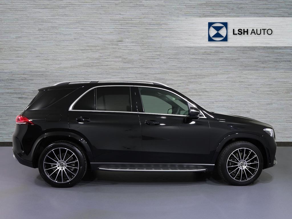 Mercedes-Benz GLE Class Gle 400D 4Matic Amg Line Premium 9G-tronic 7 Black #3