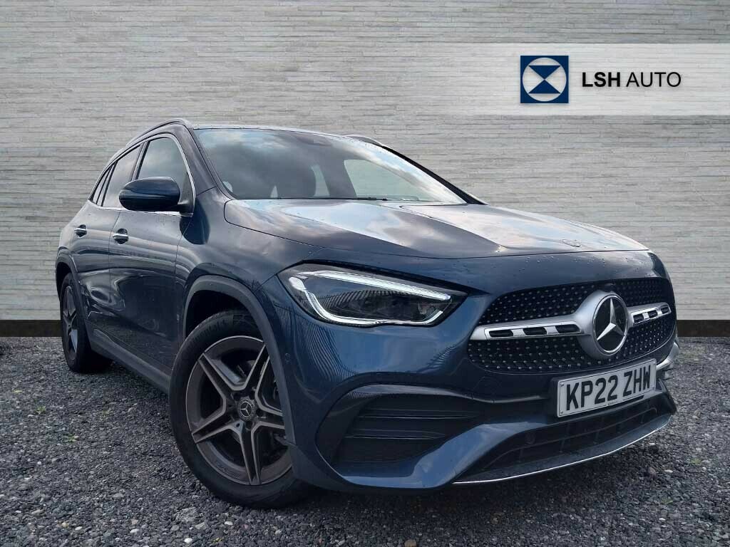 Mercedes-Benz GLA Class Gla 220D 4Matic Amg Line Premium Plus Black