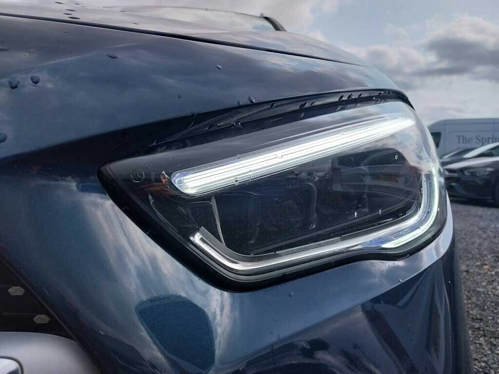 Mercedes-Benz GLA Class Gla 220D 4Matic Amg Line Premium Plus Black #6