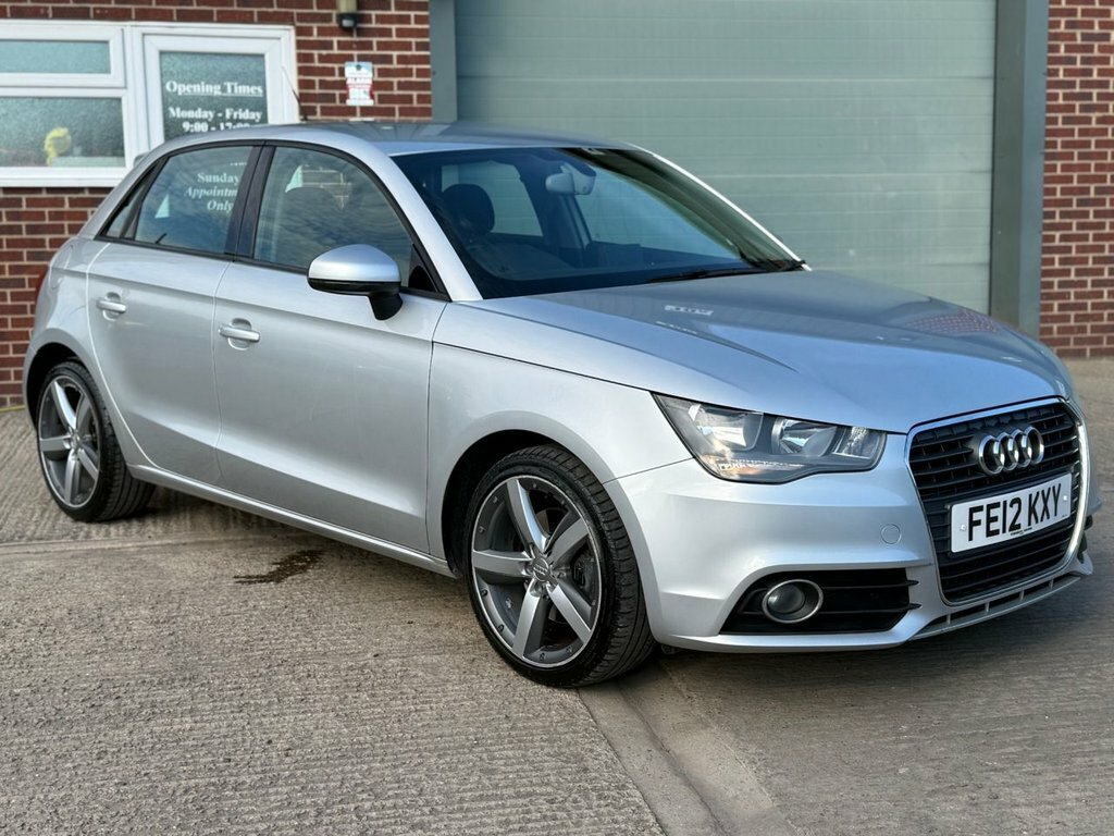 Audi A1 1.4 Tfsi Sport Sportback Euro 5 Silver #2