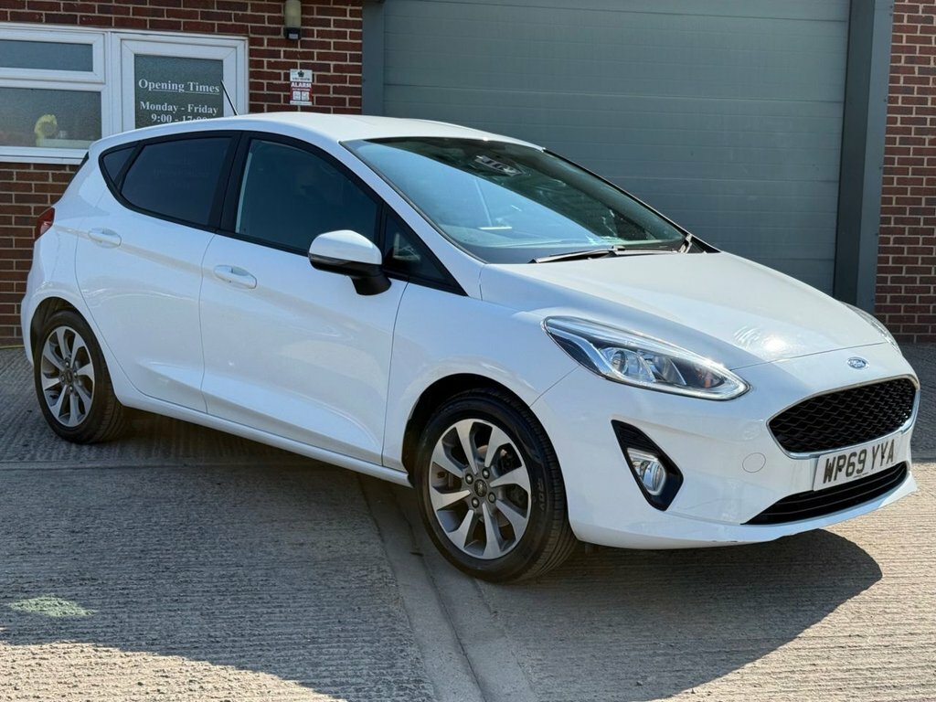 Ford Fiesta 1.1 Ti-vct Trend Hatchback Euro White #2
