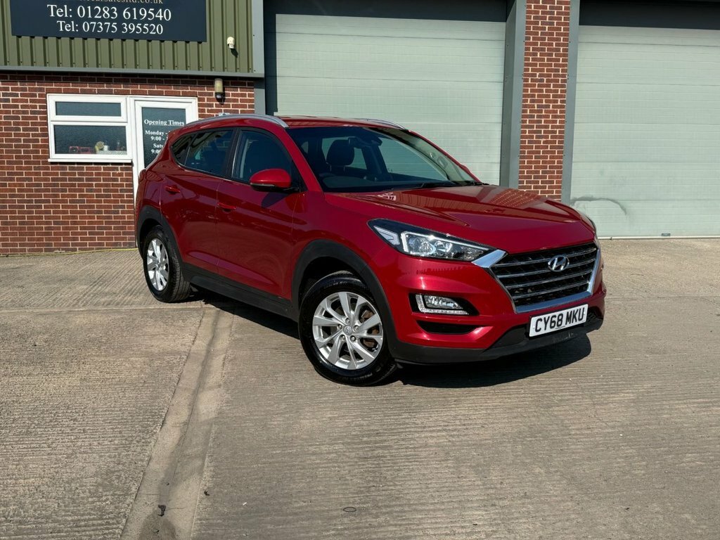 Hyundai Tucson 1.6 Gdi Se Nav Suv Euro 6 Ss Red
