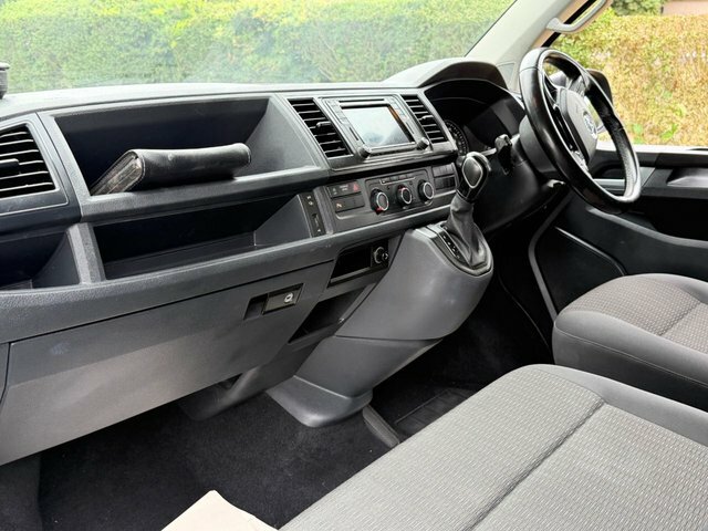 Volkswagen Transporter Shuttle Transporter T32 Se Tdi Bluemotion Technology S-a Grey #15