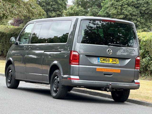 Volkswagen Transporter Shuttle Transporter T32 Se Tdi Bluemotion Technology S-a Grey #16
