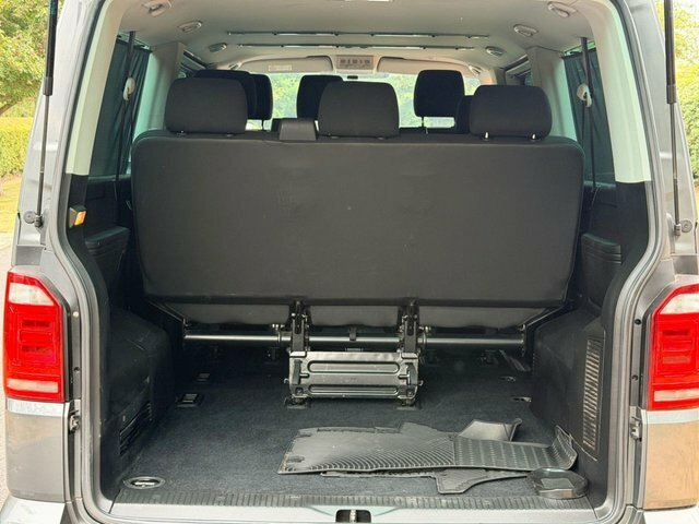 Volkswagen Transporter Shuttle Transporter T32 Se Tdi Bluemotion Technology S-a Grey #14