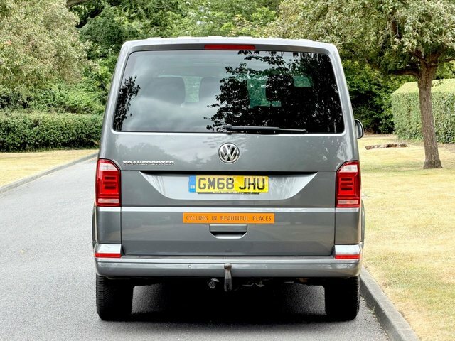Volkswagen Transporter Shuttle 2.0 Tdi Se Minibus Double Cab Dsg Fwd L Grey #3