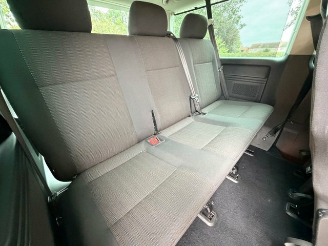 Volkswagen Transporter Shuttle Transporter T32 Se Tdi Bluemotion Technology S-a Grey #12