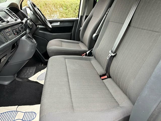Volkswagen Transporter Shuttle Transporter T32 Se Tdi Bluemotion Technology S-a Grey #13