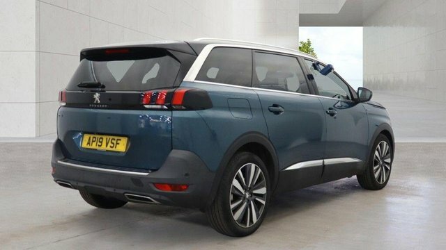 Peugeot 5008 1.5 Bluehdi Gt Line Green #4