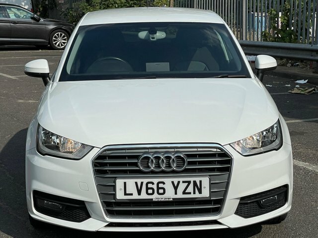 Audi A1 1.4 Tfsi Sport Sportback White #2