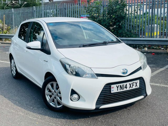 Toyota Yaris 1.5 Vvt-h Icon Plus White