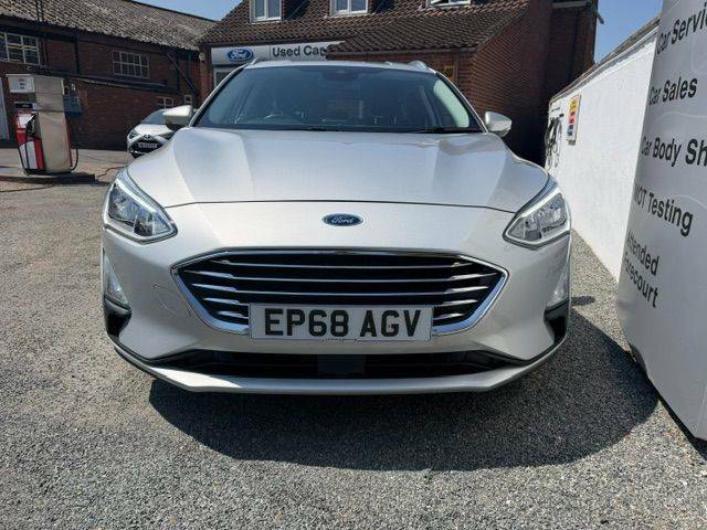 Ford Focus 1.5 Ecoblue 120Ps Titanium X 8-Spd Silver #2