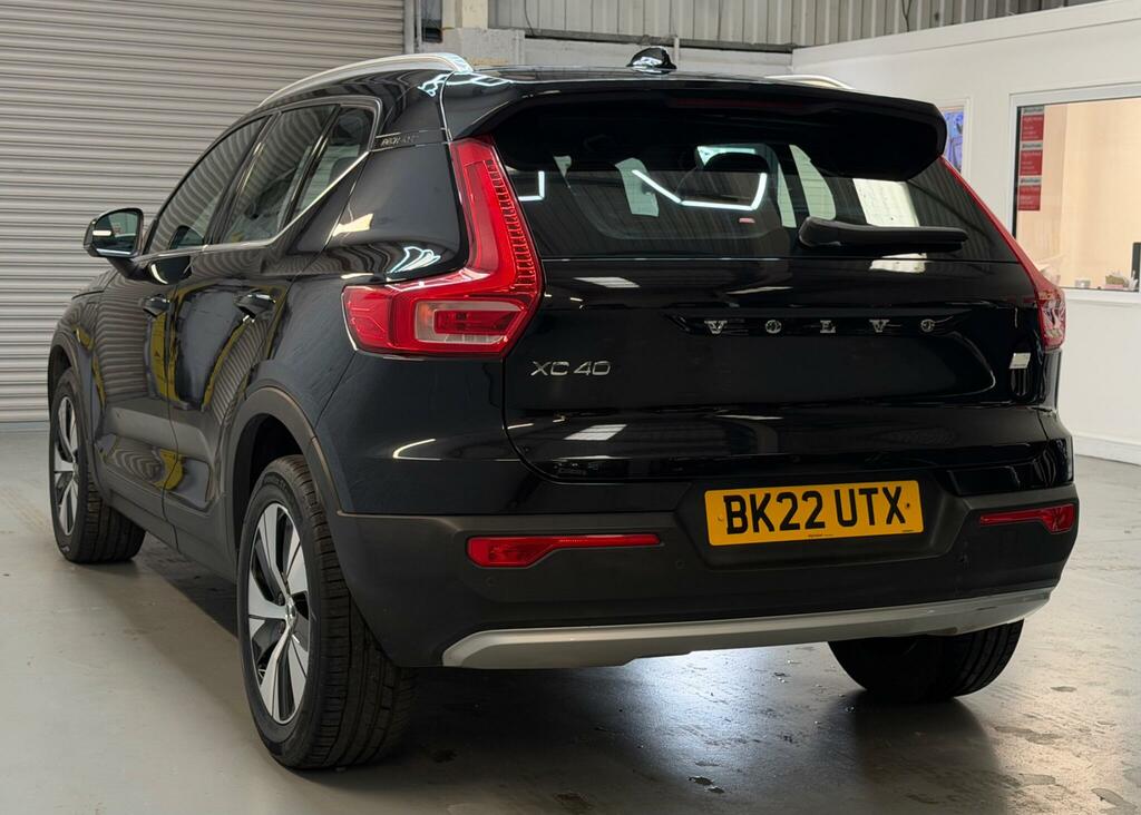 Volvo XC40 Core Black #3