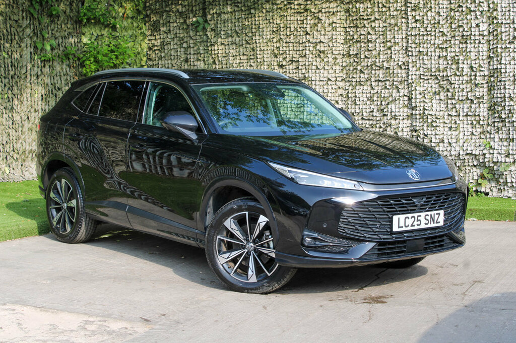 MG HS Trophy Black
