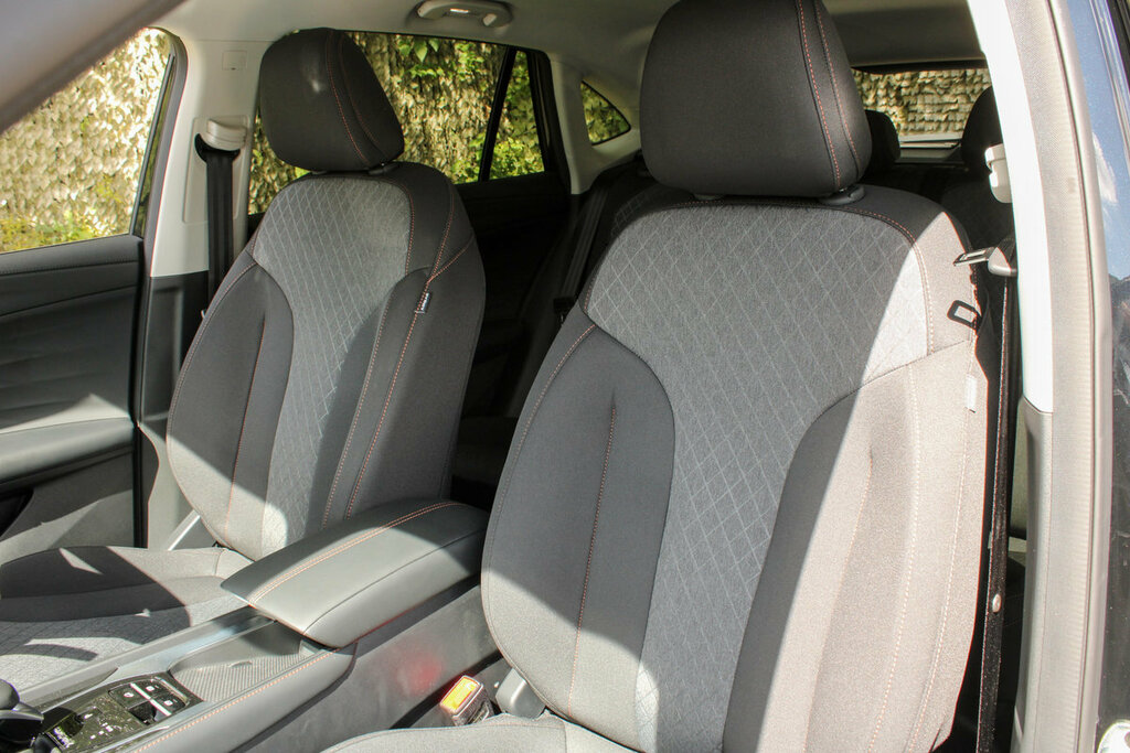 MG HS 1.5 T-gdi Se Suv Dct Euro 6 Ss 169 Silver #48