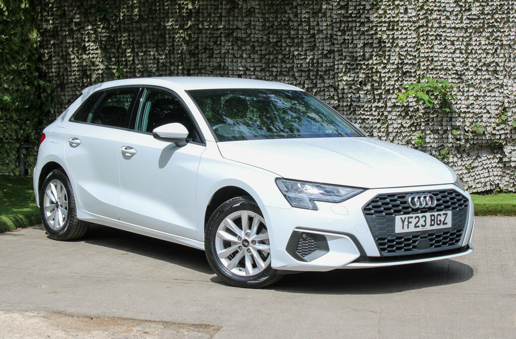 Audi A3 Technik White