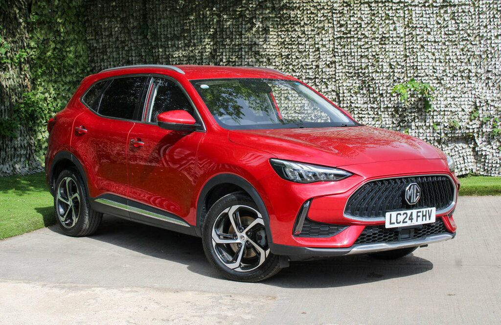 MG HS Trophy Red