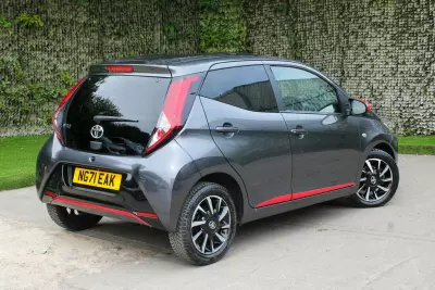 Toyota Aygo X Vvt-i X-trend Tss Black #4