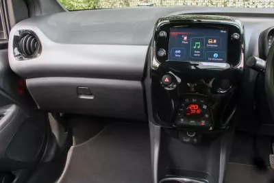 Toyota Aygo X Vvt-i X-trend Tss Black #26
