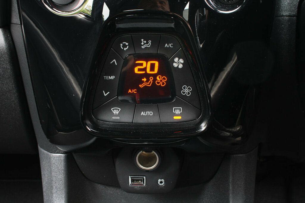 Toyota Aygo X Aygo X-trend Tss Vvt-i Black #37