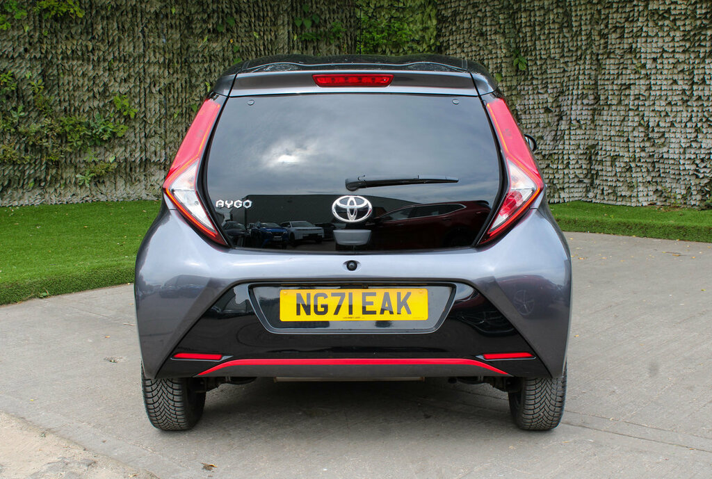 Toyota Aygo X -Trend Grey #5