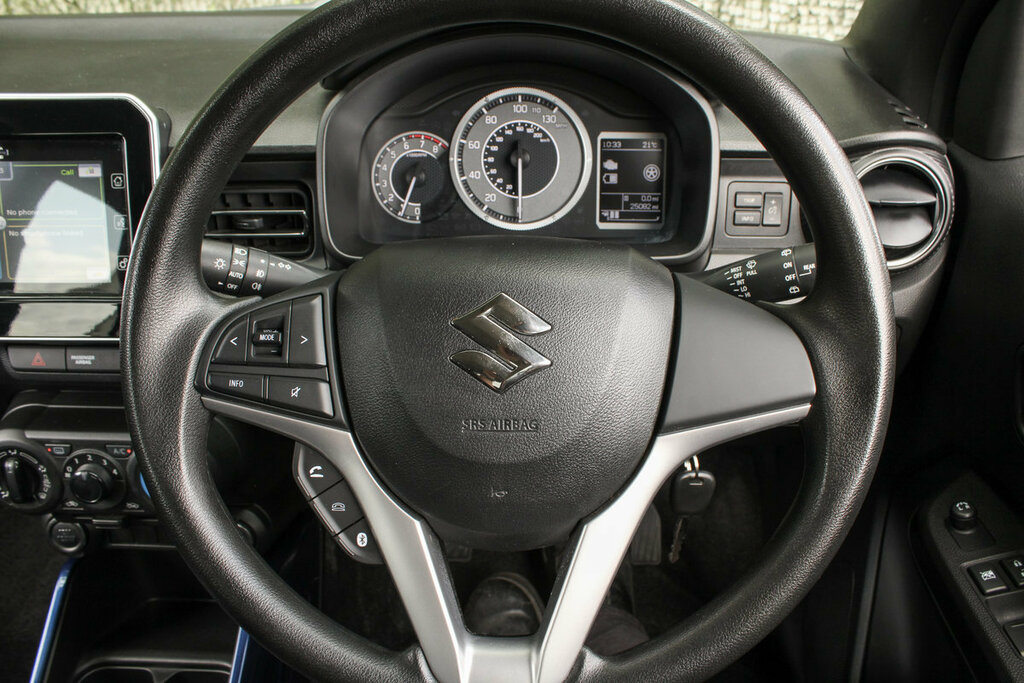 Suzuki Ignis Red #20
