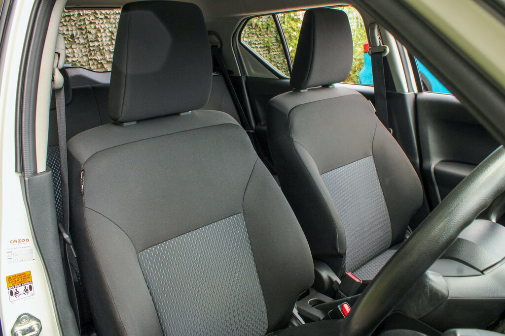 Suzuki Ignis Red #37