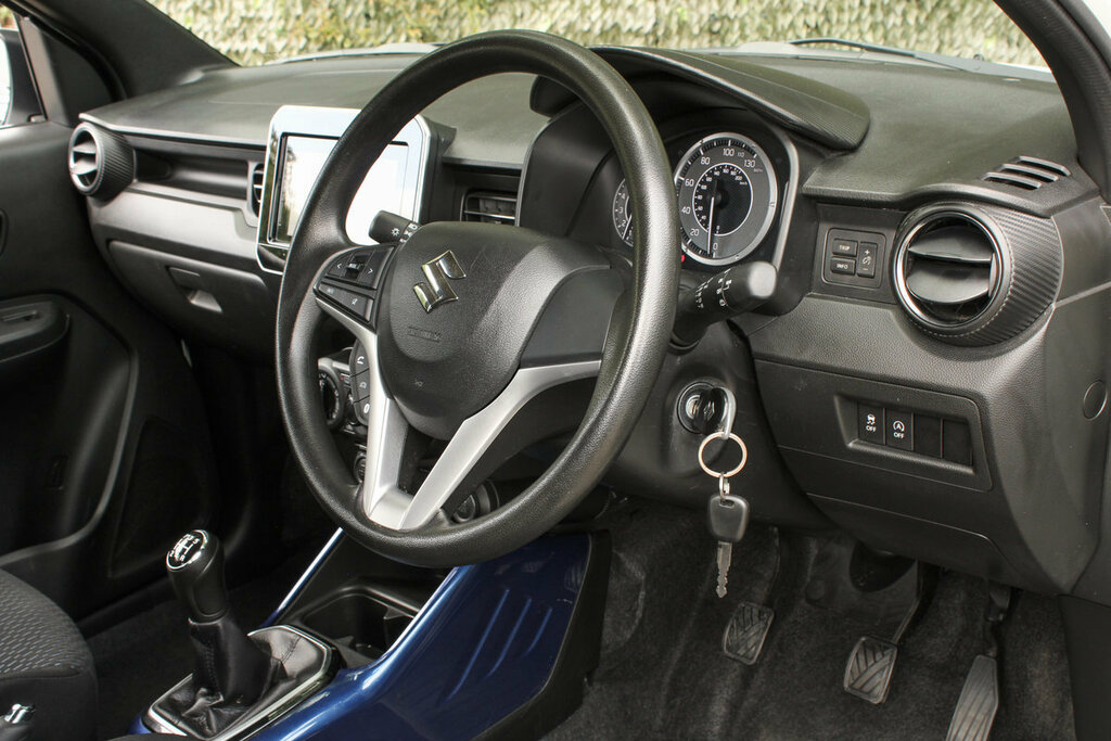 Suzuki Ignis Red #24