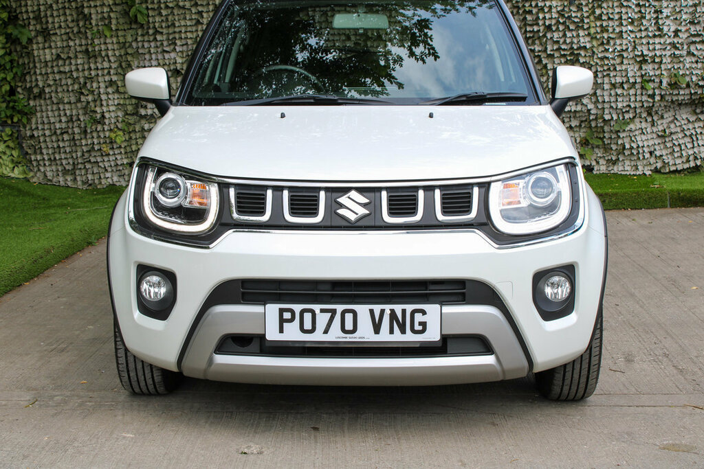 Suzuki Ignis Red #17
