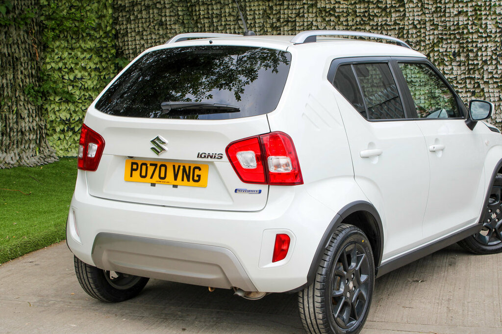 Suzuki Ignis Red #12