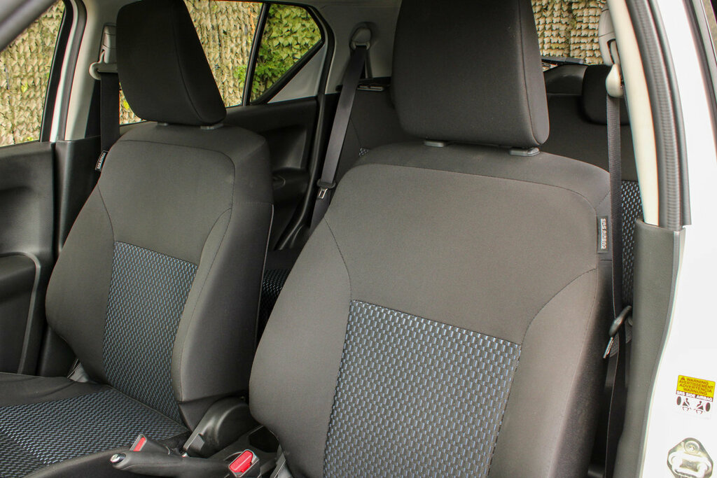 Suzuki Ignis Red #38