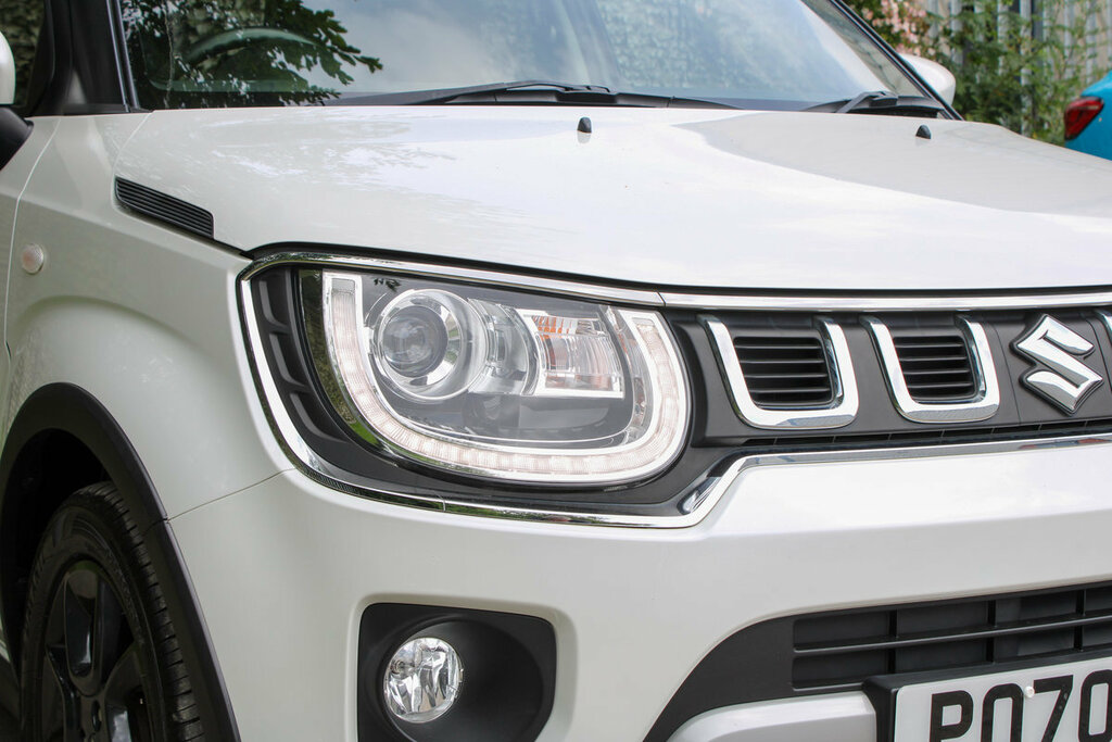 Suzuki Ignis Red #14