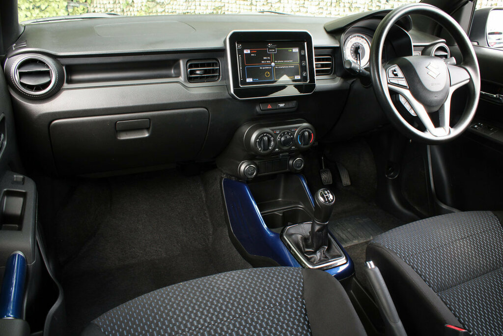 Suzuki Ignis Red #19