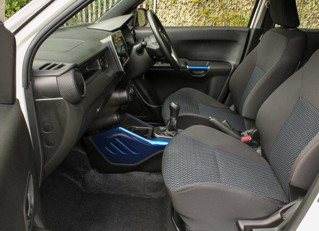 Suzuki Ignis Red #39
