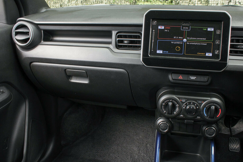 Suzuki Ignis Red #26