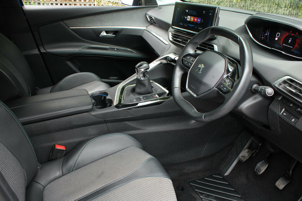 Peugeot 3008 1.2 Puretech Gt Premium Eat Euro 6 Ss  #24