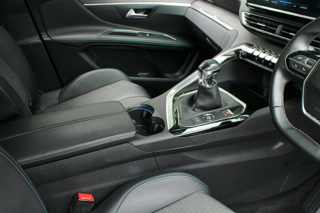 Peugeot 3008 1.2 Puretech Gt Premium Eat Euro 6 Ss  #37