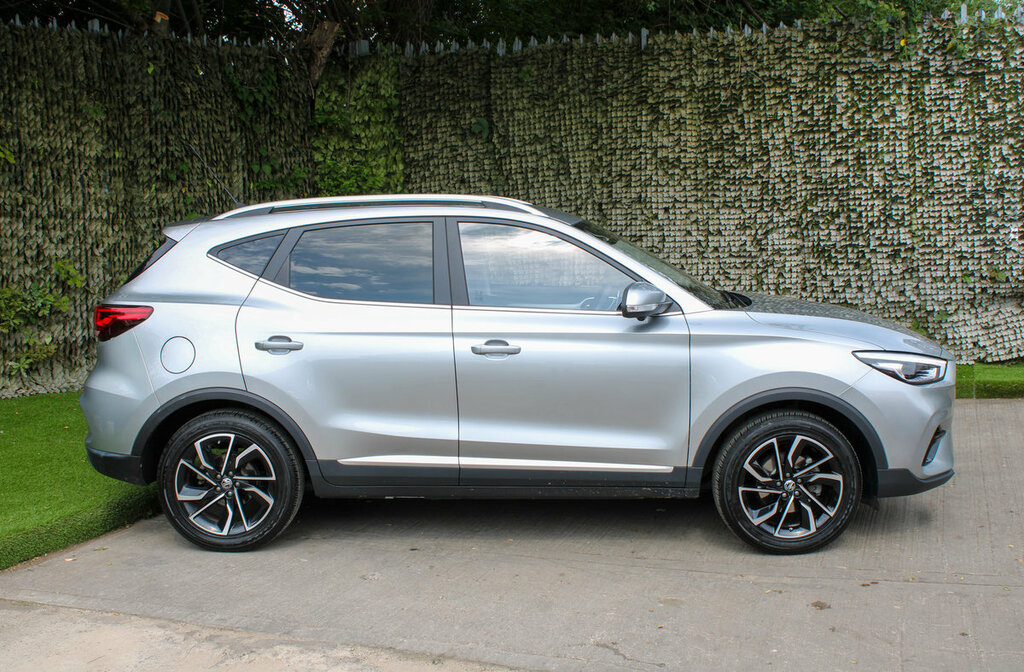 MG ZS Exclusive Silver #3