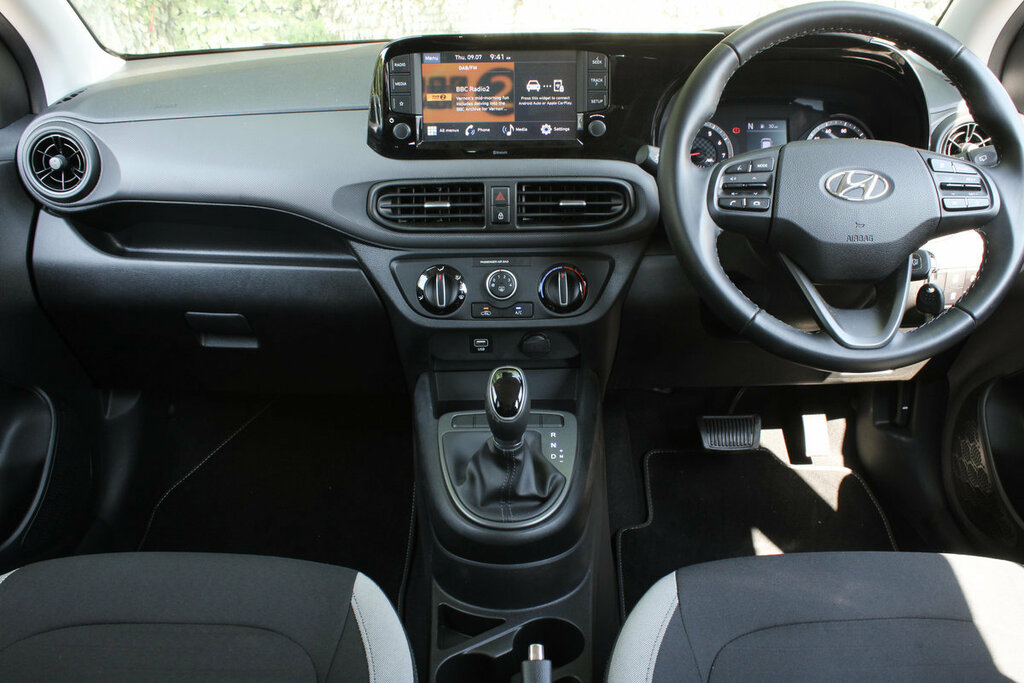 Hyundai I10 Se Connect White #2