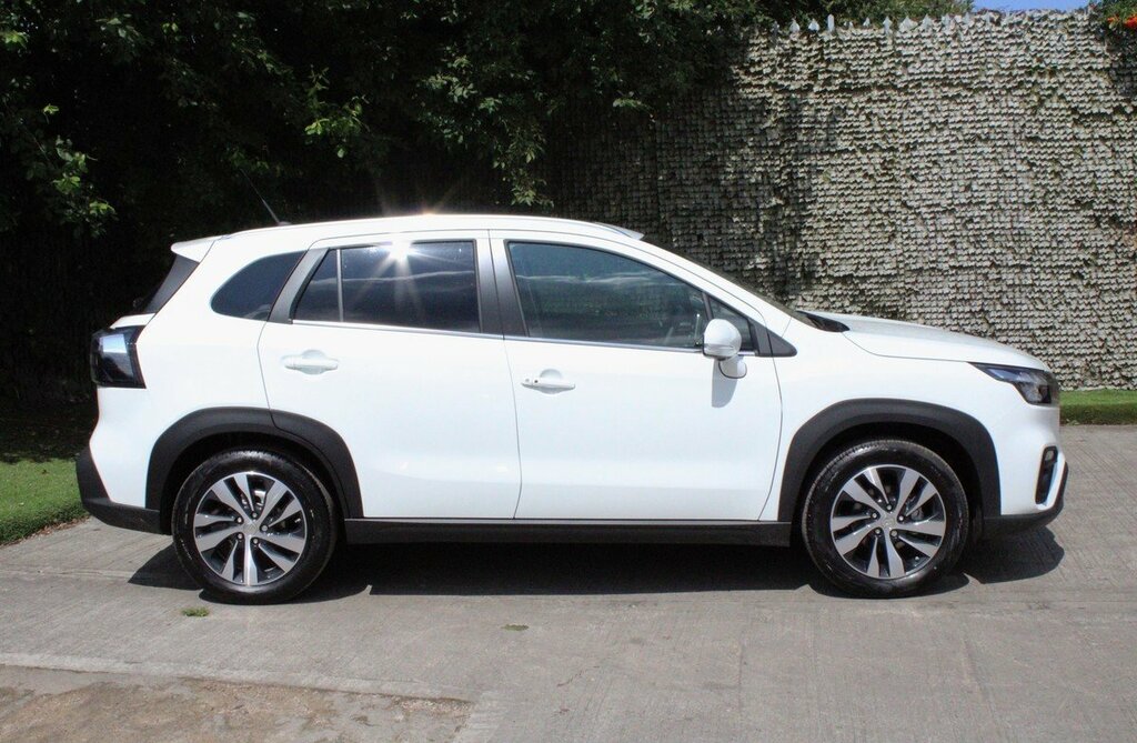 Suzuki S Cross Ultra Allgrip White #3