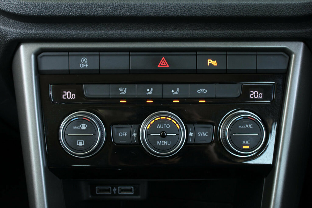 Volkswagen T-Roc Grey #36