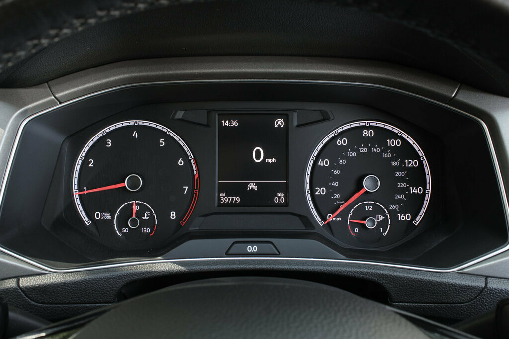 Volkswagen T-Roc Grey #22